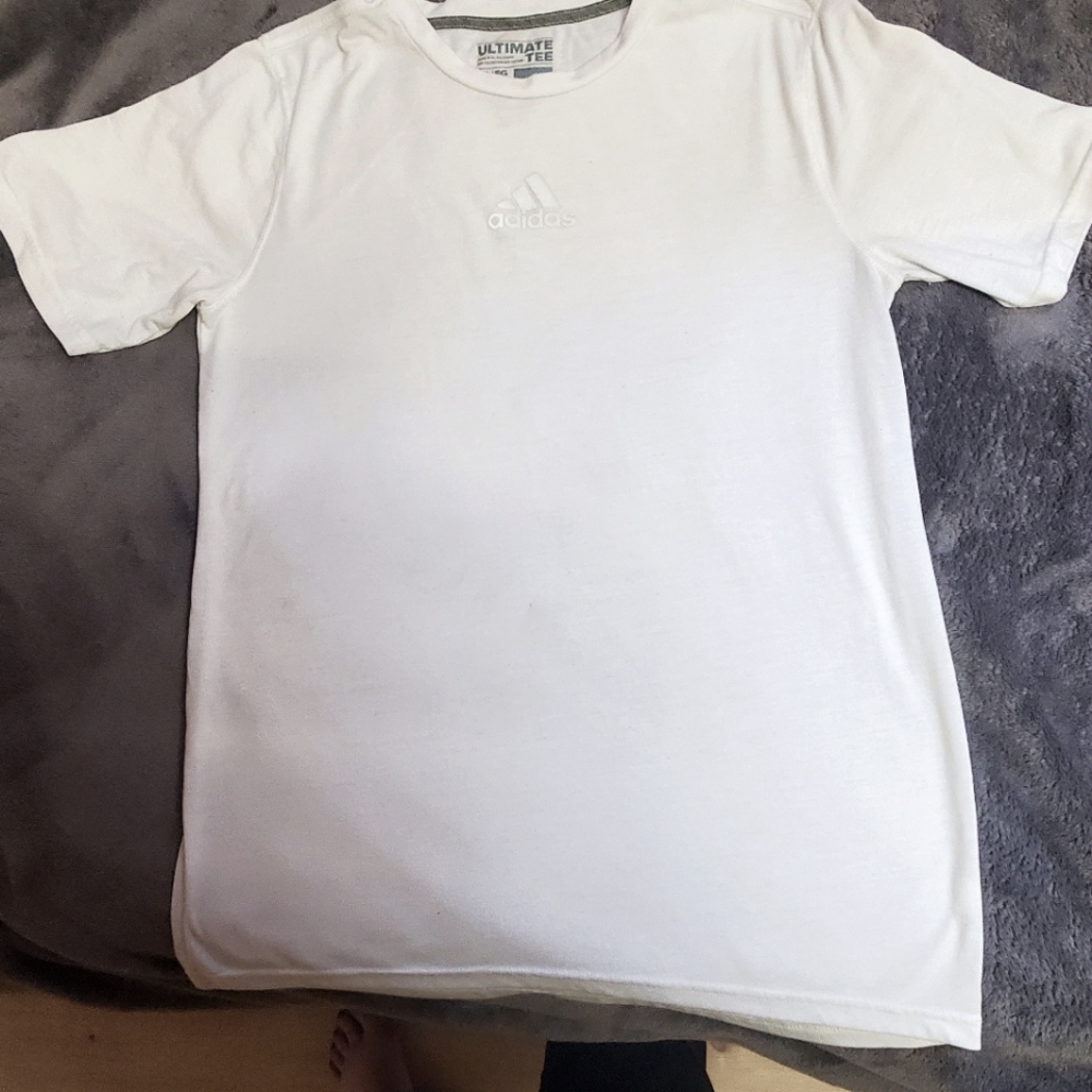 Adidas t-shirt